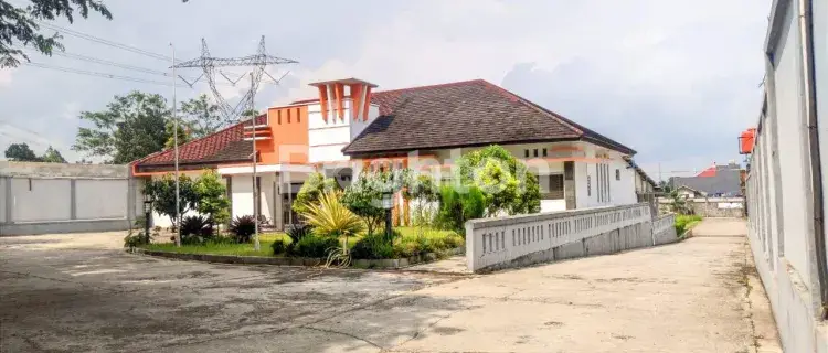 Dijual cepat Gudang dan Tanah di Sumedang Jakarta Barat 1
