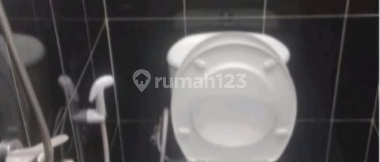 FOR SALE: 8-ROOM BOARDING HOUSE NEAR MALL, POLICE STATION, CAMPUS Price 1.8 billion 1