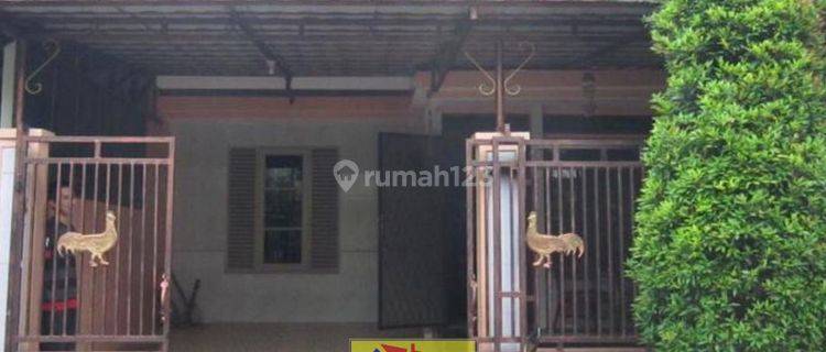 Rumah Bagus 1.5 Lantai di Cluster Taman Puspa SHM 1