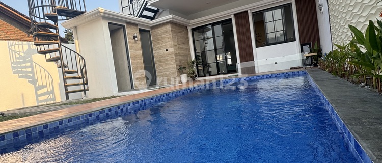 Rumah Mewah Jogja Ada Kolam Pribadi Dalam Cluster Premium Sleman 1