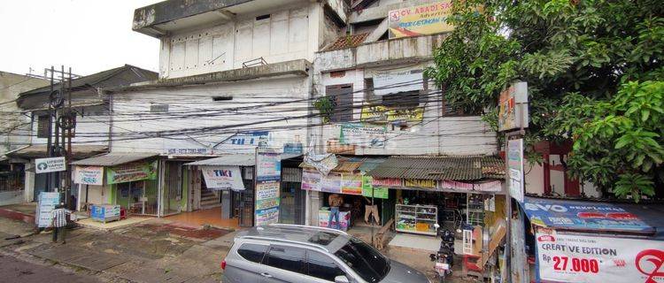 Ruko Murah 3 lantai di Jalan Raya Bogor 1