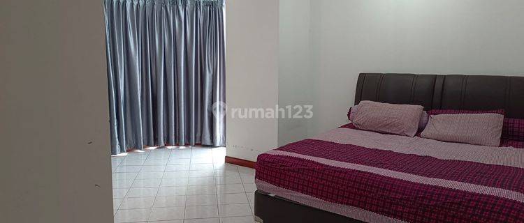 Apartemen Taman Anggrek 3 BR Bagus Semi Furnish Siap Huni 1