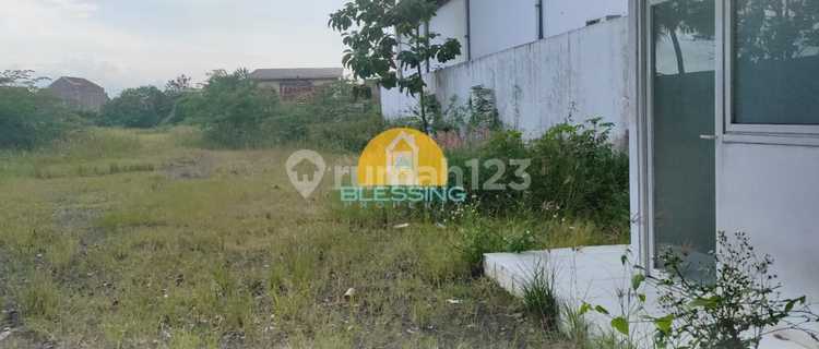 Dijual Tanah Strategis di Jalan Raya Wolter Monginsidi 1
