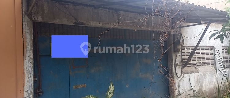 Gudang di LIK 300 m SHM Butuh Renovasi 1