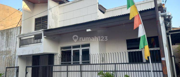 Rumah Kontrakan 1.5 Lantai Sudah Renovasi Shm Hadap Utara 1