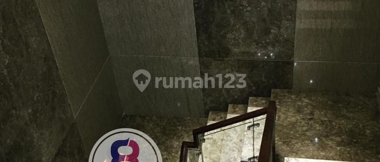 Rumah Mewah di Perumahan siap huni diJatiwaringin Jakarta Timur 1
