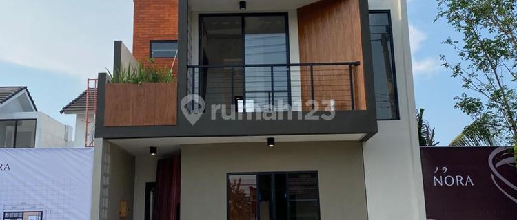 Rumah Murah Di Candi Barat Sidoarjo Ada Kolam Renang 1