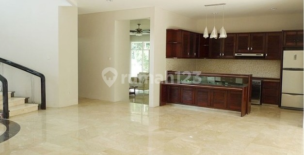 Nice And Spacious 5Br House With Pool At Taman Bukit Hijau - Pdk Indah 1