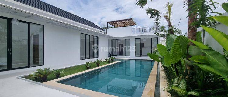 BRAND NEW 5 BEDROOM AT UMALAS, BUMBAK 1