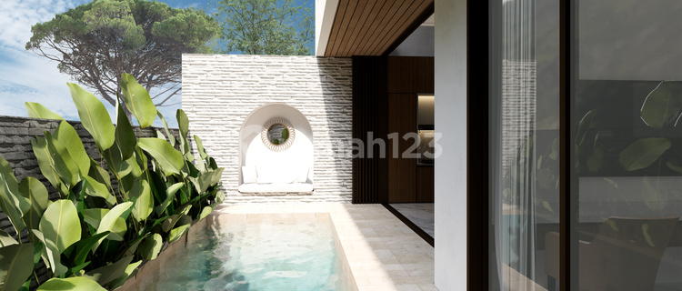 For sale villa with complete facilities, located in Seminyak, Bali. 1