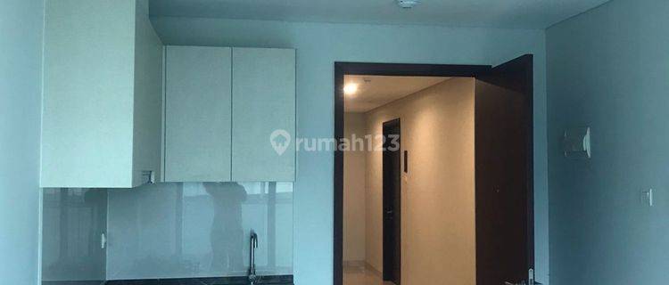 Dijual Apartemen Puri Mansion 3 BR Semi Furnish, Puri Mansion 037 1