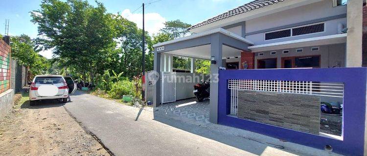 Dijual Rumah Bagus Semi Furnish di Purwomartani , Sleman, Yogyakarta, 015 1