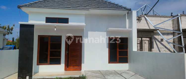 Rumah Siap Huni Full Furnish Tepi Jalan Raya Di Pusat Kota Jogja 1