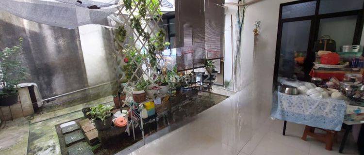 Dijual Rumah 2 lantai Kencana Loka, BSD City Tangerang Selatan 1