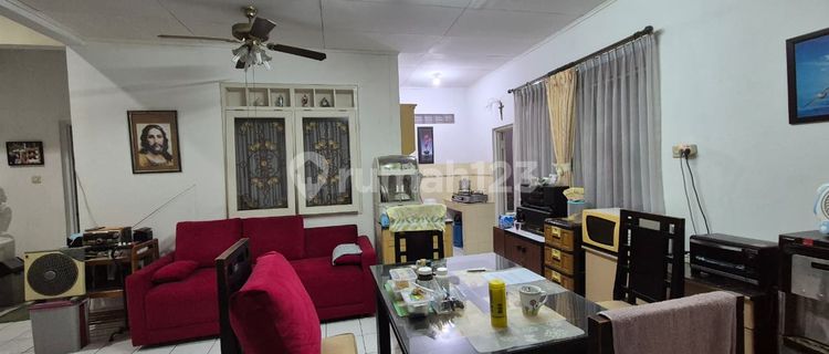 For Rent Beautiful House In Regensi Melati Mas 1