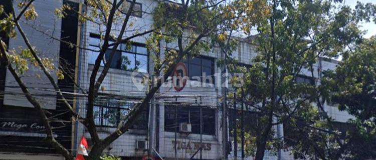4-Storey Shop House in Segitiga Mas Kosambi 1