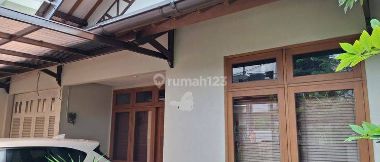 Dijual Cepat Rumah di Griya Loka Bsd 1