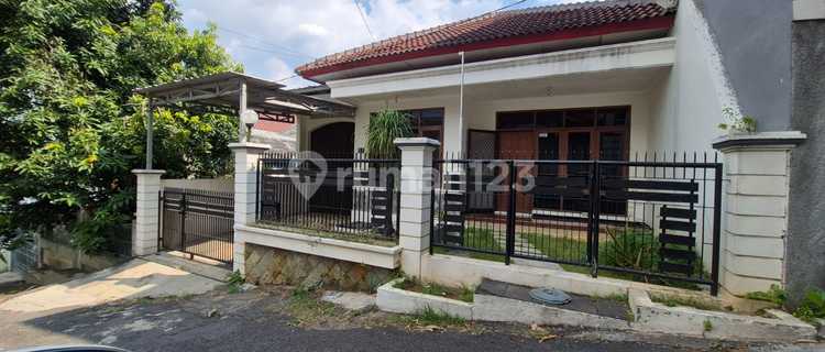 Rumah Villa Bukit Mas Bukit Sari 1