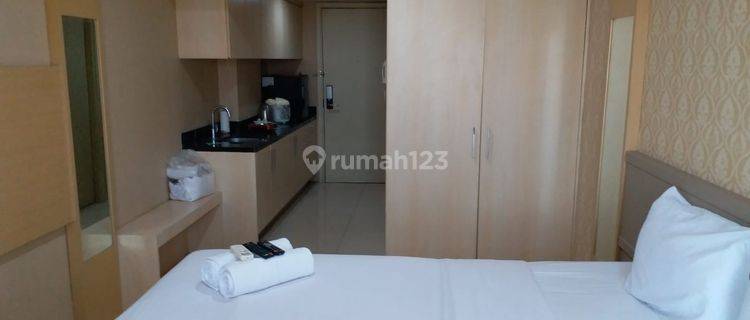 Disewakan Apartemen Warhol Lantai 12 View Simpang Lima 1