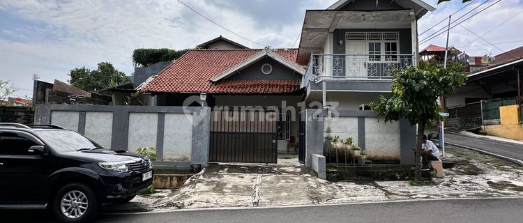 For Sale House on Wologito St. 1