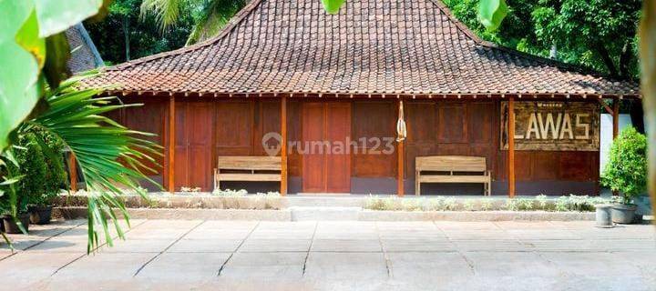 Dijual Tempat Usaha di Dawung  1