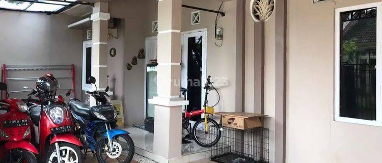 Rumah Perum Permata Woltermongindisi Permai, Pedurungan  1