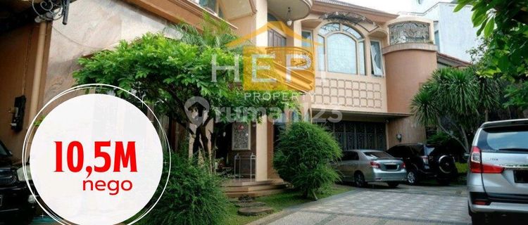 Luxury House in Kendalisodo Candisari Semarang with Swimming Pool 1