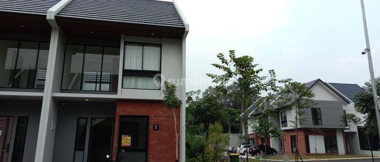 Rumah 2 Lantai Rapih Dan Nyaman Samping Mall The Park Sawangan  1