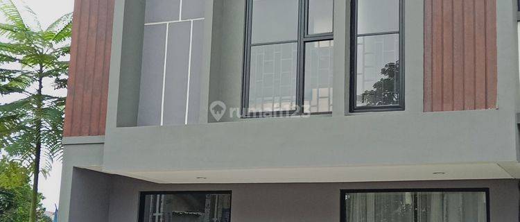 Rumah 3 Lantai Rapih Dan Asri Dekat Kantor Walikota Tangsel 1