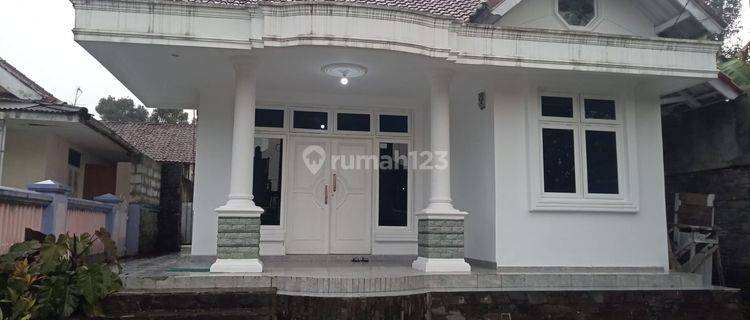 Rumah Bagus Siap Huni di Jl.Raya Barat Wanayasa, Bonus Konveksi 1