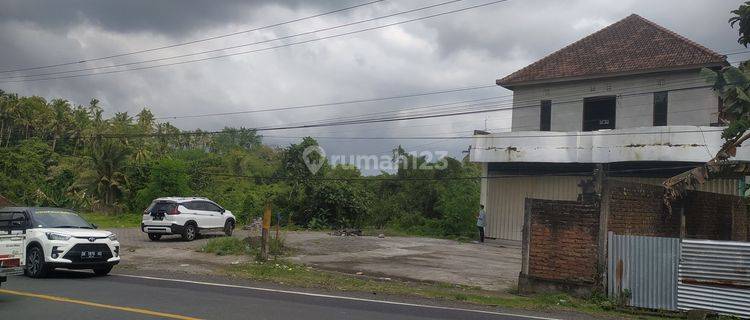 Shop for sale with land on Jl. Raya Tabanan-Gilimanuk. Count Land Only, Free Shop Buildings 1