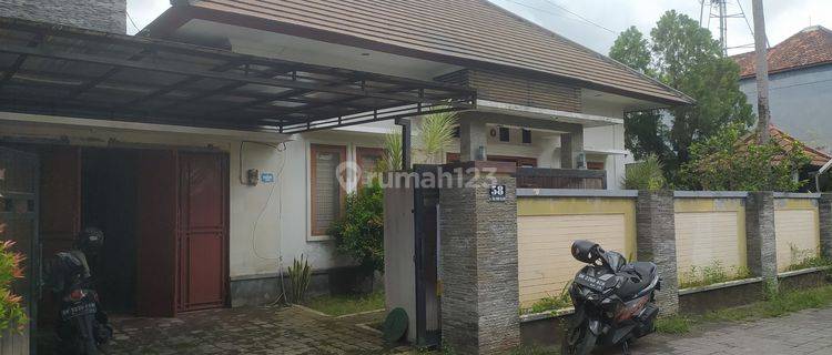 Dijual Rumah Nyaman 1 Lantai Halaman Luas di Gatot Subroto Barat, Dekat Kerobokan-Canggu, Denpasar 1