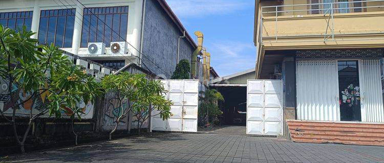 Spacious Warehouse on the Kuta-By Pass Ngurah Rai Main Route with Office Buildings and Very Adequate Parking 1