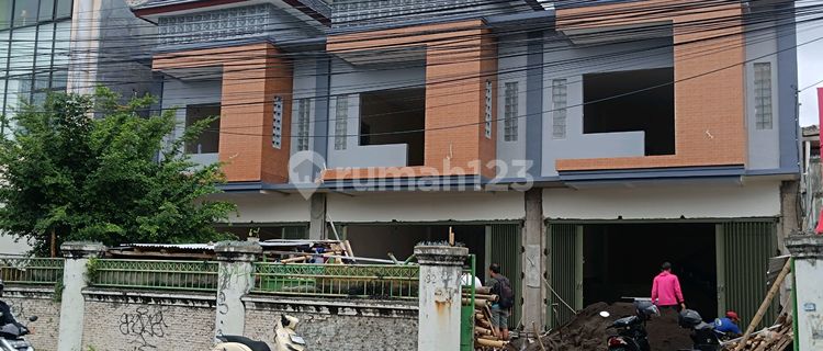 Newly Built Twin Shop House for Rent in the Bustling City of Denpasar, Close to School 1
