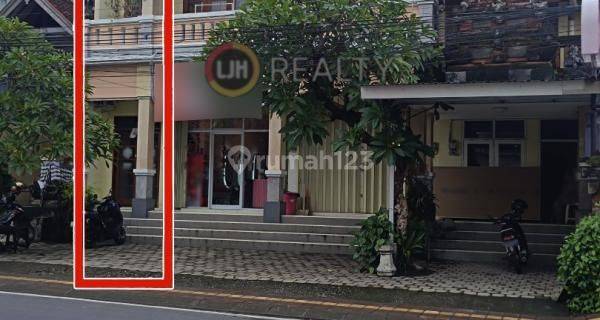 Shophouse for rent at Jl. Sutoyo, Denpasar, strategic location, suitable for business 1