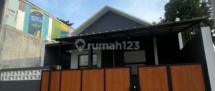 Single-Story House near Cileunyi Toll Road - Move-In Ready 1