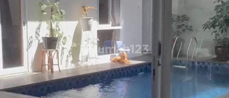 Rumah Modern ada Swimming Pool dekat Tol Pasteur - Siap Huni 1