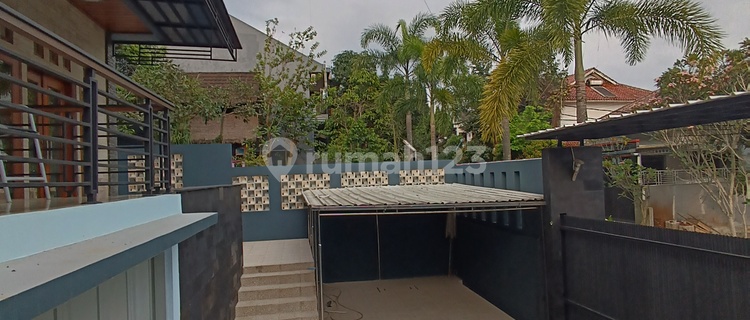 Kontrakan Rumah Bagus Furnished di Sayap Cikutra, Bandung 1