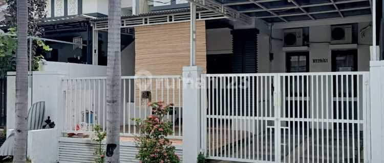Disewakan Rumah di Aralia Harapan Indah Bekasi 1