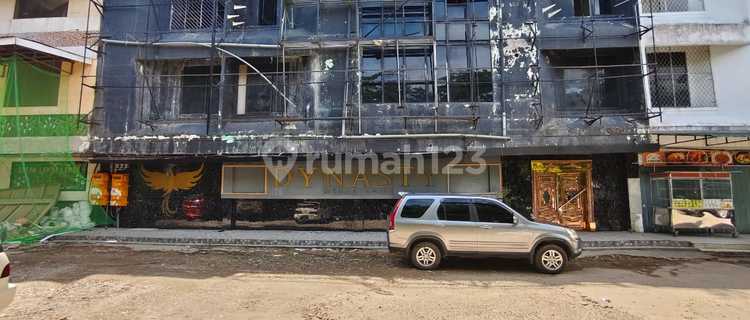 For Rent 4 Units of 3-Story Shophouses in a Row, Nagoya Center Complex, Batam 1