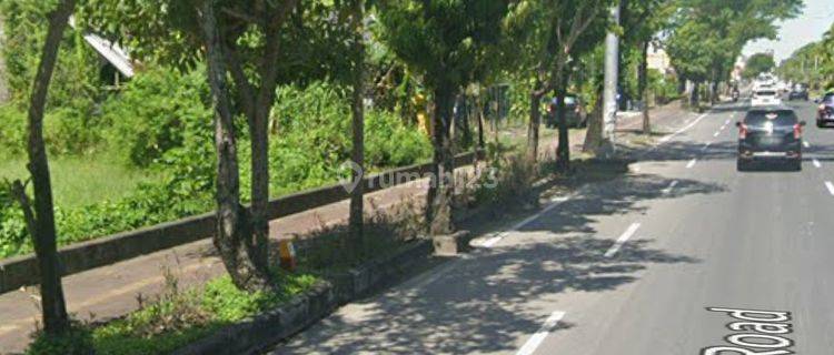 Strategic land for rent on the business route on Sunset Road Kuta   1