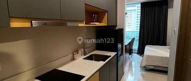 Disewakan Unit Apartemen Taman Anggrek Furnished Best View 1