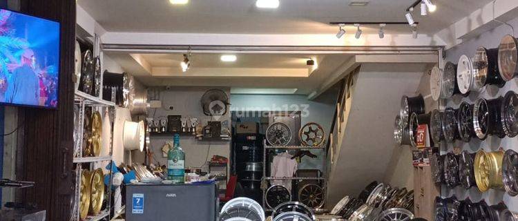 Ruko Bagus 118 m2 SHM Graha Raya Bintaro, Tangerang Selatan 1