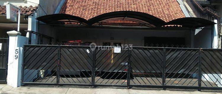 Rumah 2 Lantai Bagus Semi Furnished SHM di Jl. Bintaro Utama 1 1