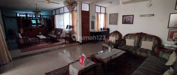 Tanah Kusir, Jakarta Selatan Rumah Bagus Furnished SHM 1