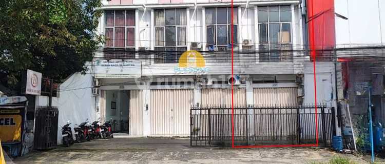 2-Story Shop House on Gajah Raya Street, Sambirejo, Gayamsari District 1