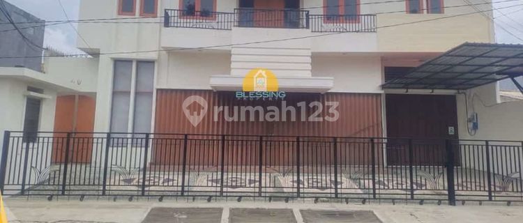House or Commercial Space on Jl. Halmahera Raya, Karangtempel, Semarang Tim. Subdistrict, Semarang City, Central Java, East Semarang 1