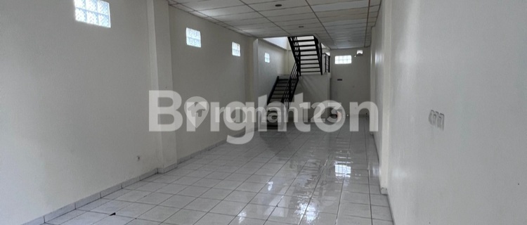 Strategic 2-Story Shop House in East Jakarta 1
