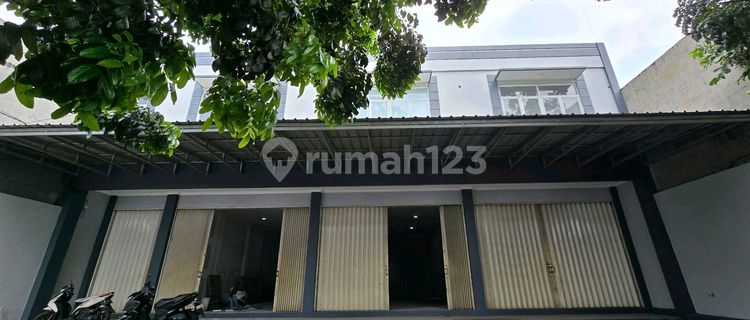 Strategic Shop House in East Jakarta 1