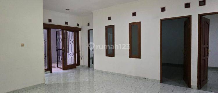 Rumah Idaman Minimalis Modern Lingkungan Nyaman Siap Huni di Batununggal Bandung 1